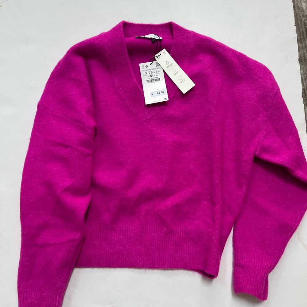 New with tag Zara Sweater